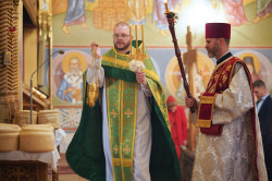 jarek 
Easter night in Zwierki Convent  
2024-05-29 20:34:23