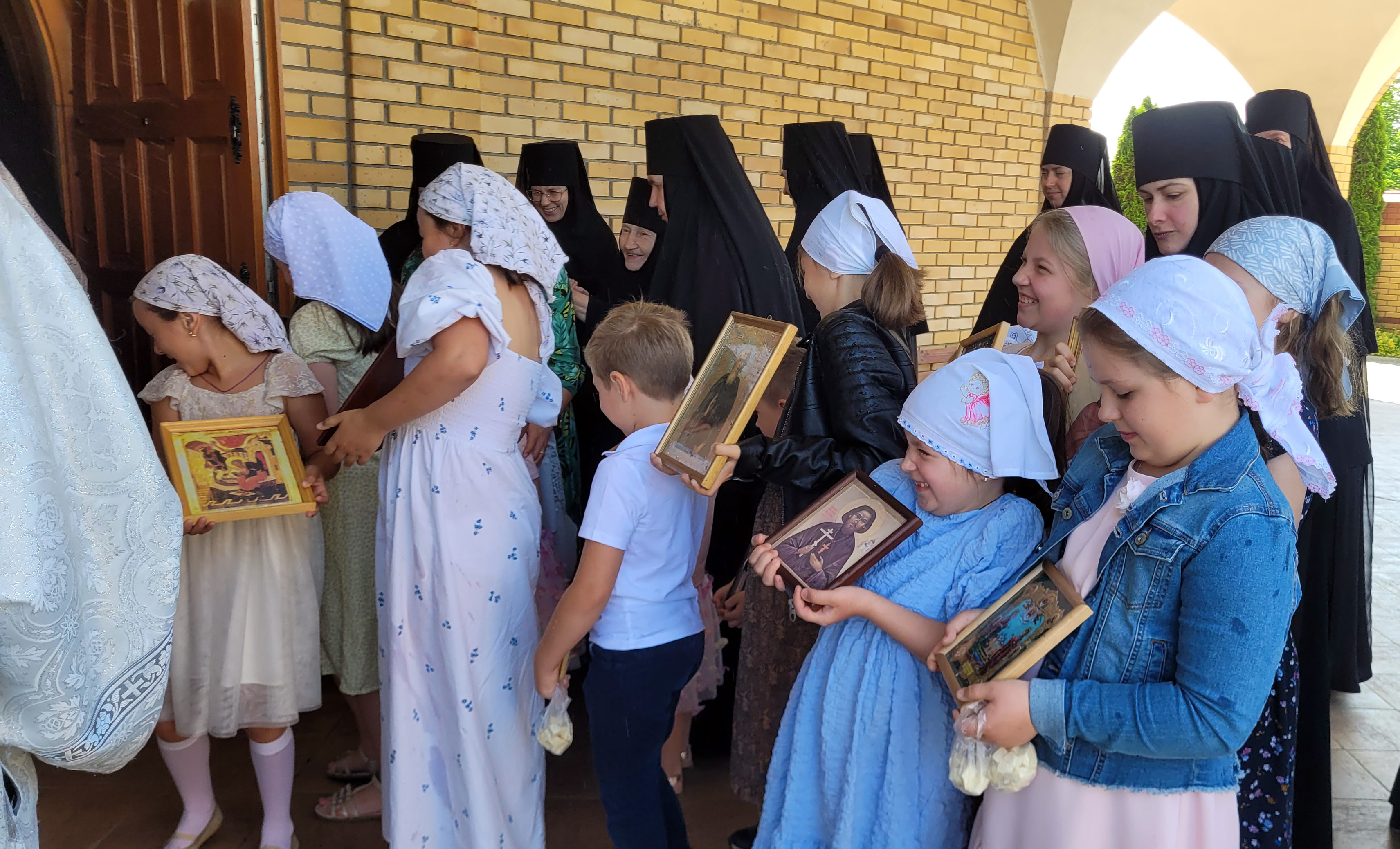 The Paschal period procession in Zwierki Convent