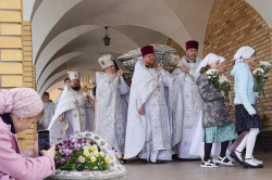 jarek 
pokaz slajdów St. Gabriel of Zabludow feast in Zwierki Convent - the Divine Liturgy  
2024-06-08 20:28:46