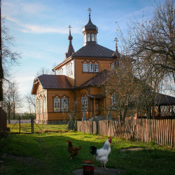 palavos 
Cerkiew Narodzenia NMP, Juszkowy Gród 
2024-06-19 00:27:48