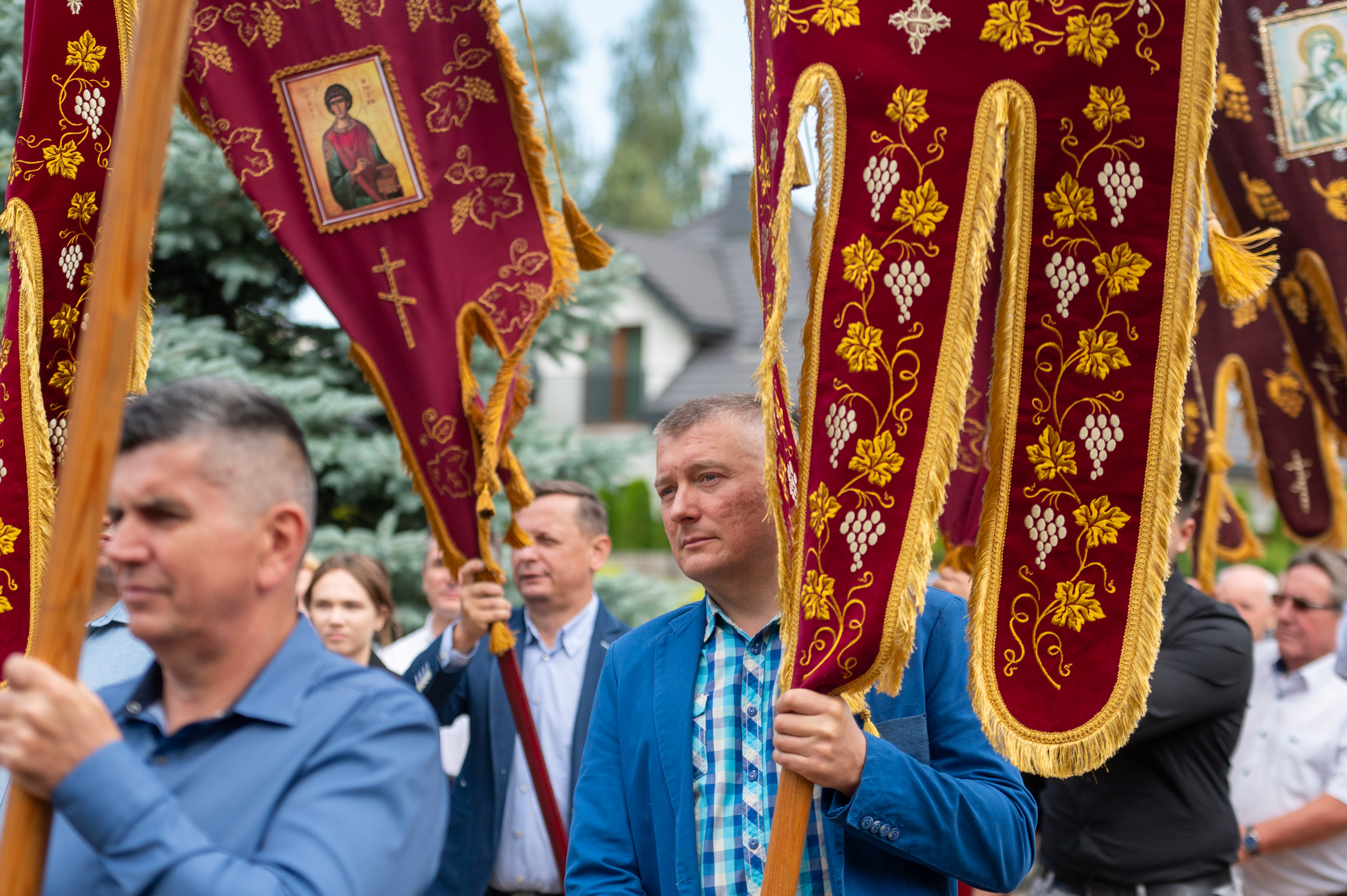 Św. Pantelejmona, Zaścianki