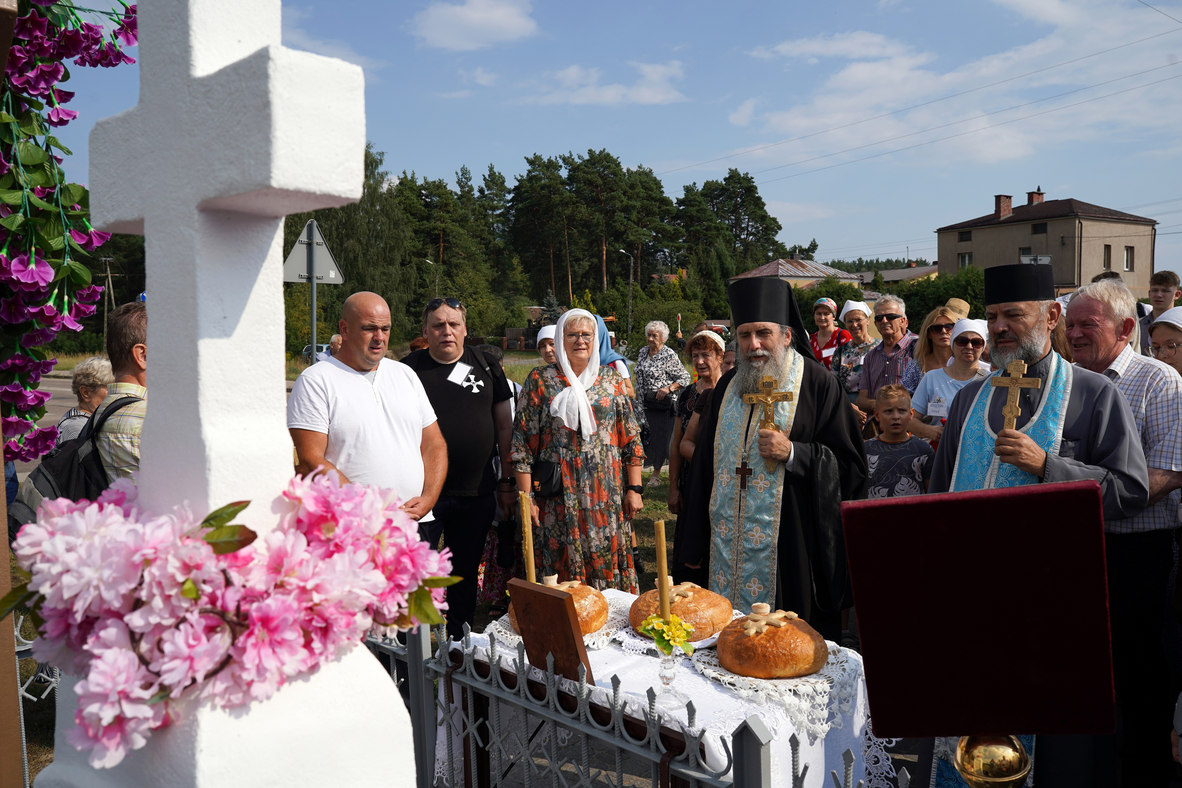 Pilgrims on the way from Białystok to Supraśl Monastery