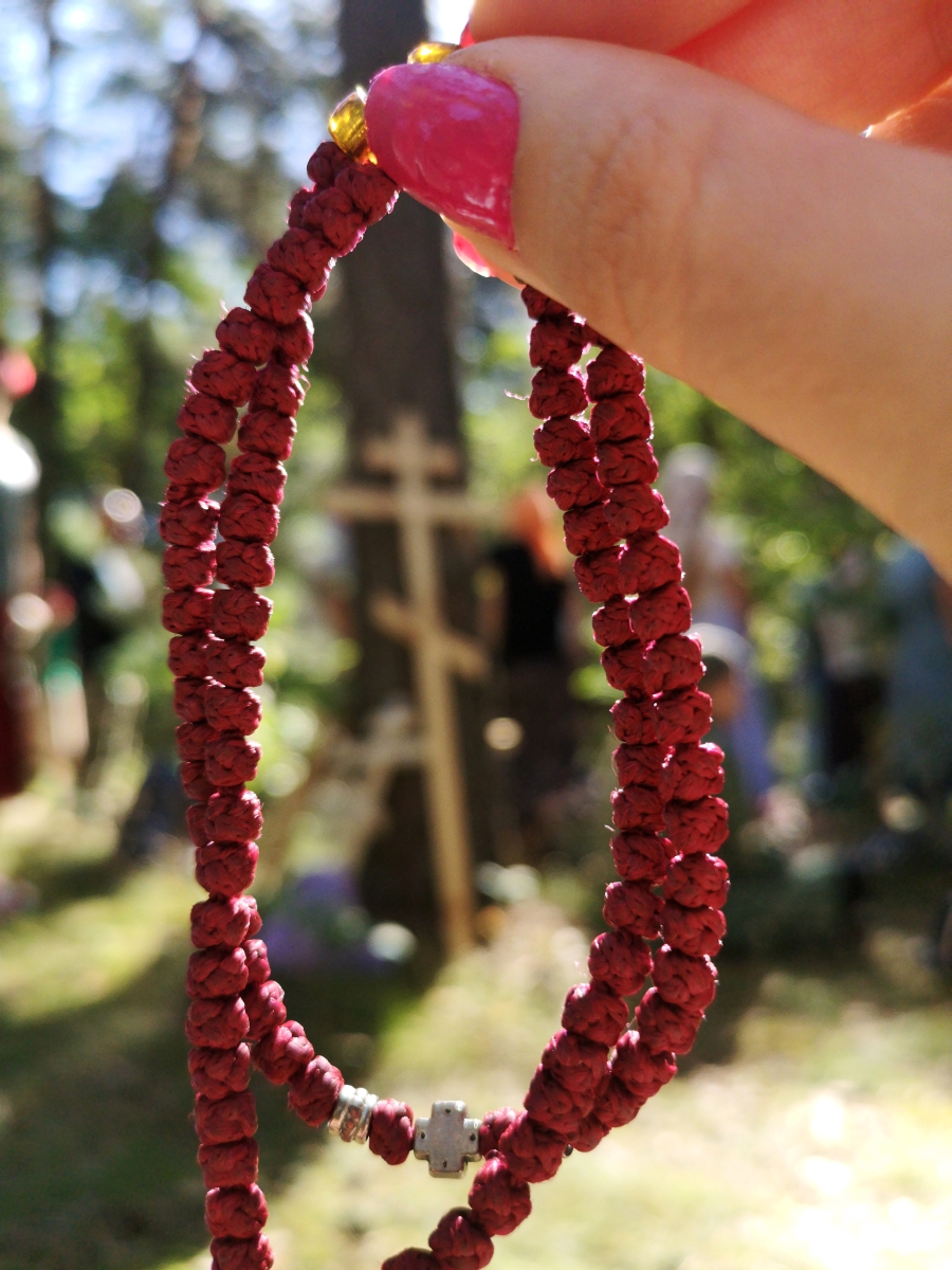 Czotki na Polowej Liturgii (2) 