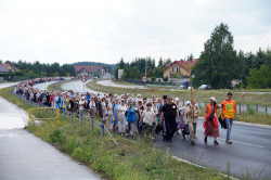 jarek1 
Pilgrims on the way from Białystok to Supraśl Monastery 
2024-08-17 20:56:05