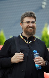 jarek11 
Pilgrims on the way from Białystok to Supraśl Monastery 
2024-08-17 21:00:39