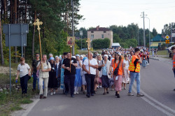 jarek11 
Pilgrims on the way from Białystok to Supraśl Monastery 
2024-08-19 19:57:22
