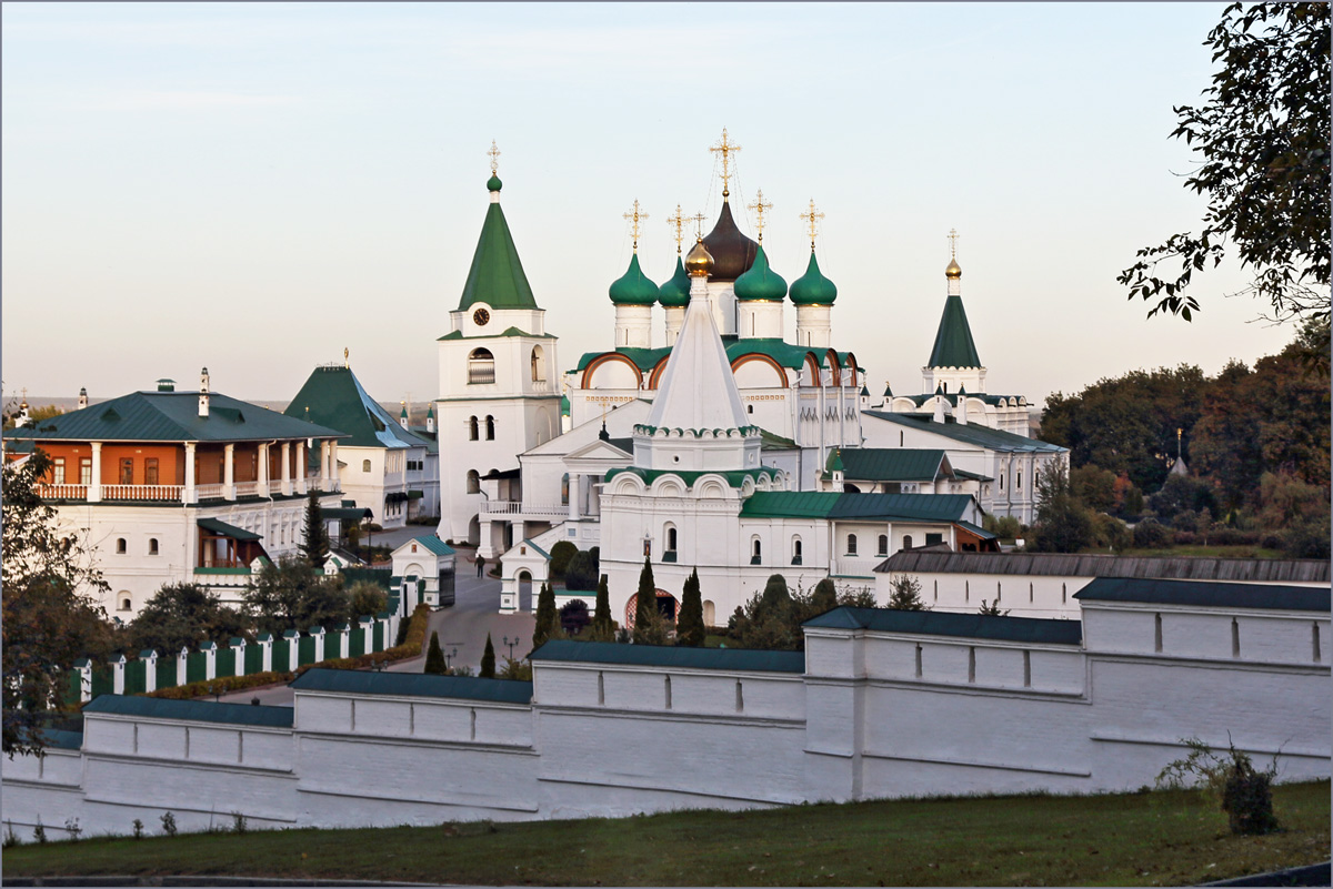Пече́рский Вознесе́нский монасты́рь 