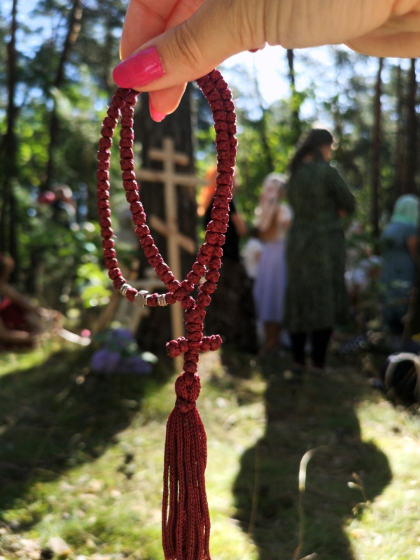 Czotki na Polowej Liturgii (6)