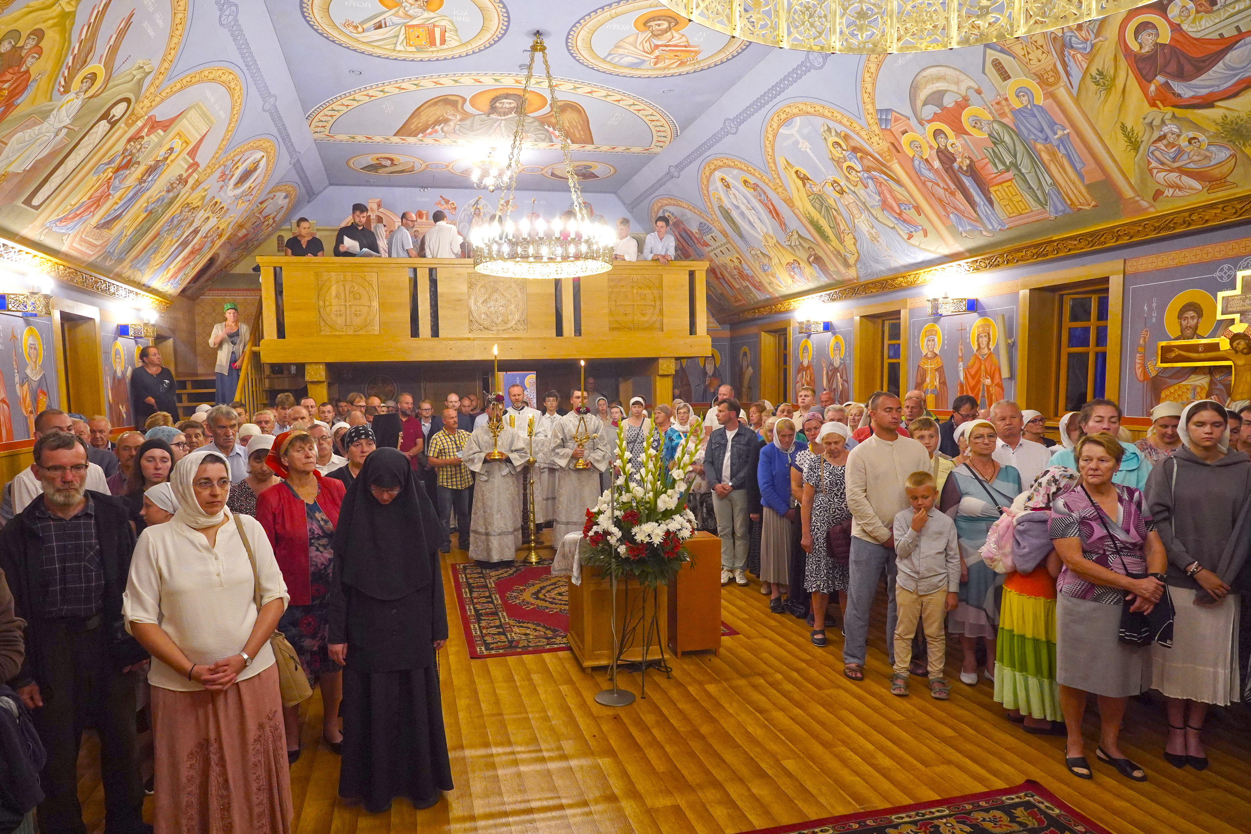 Night Divine Liturgy in Grabarka Convent