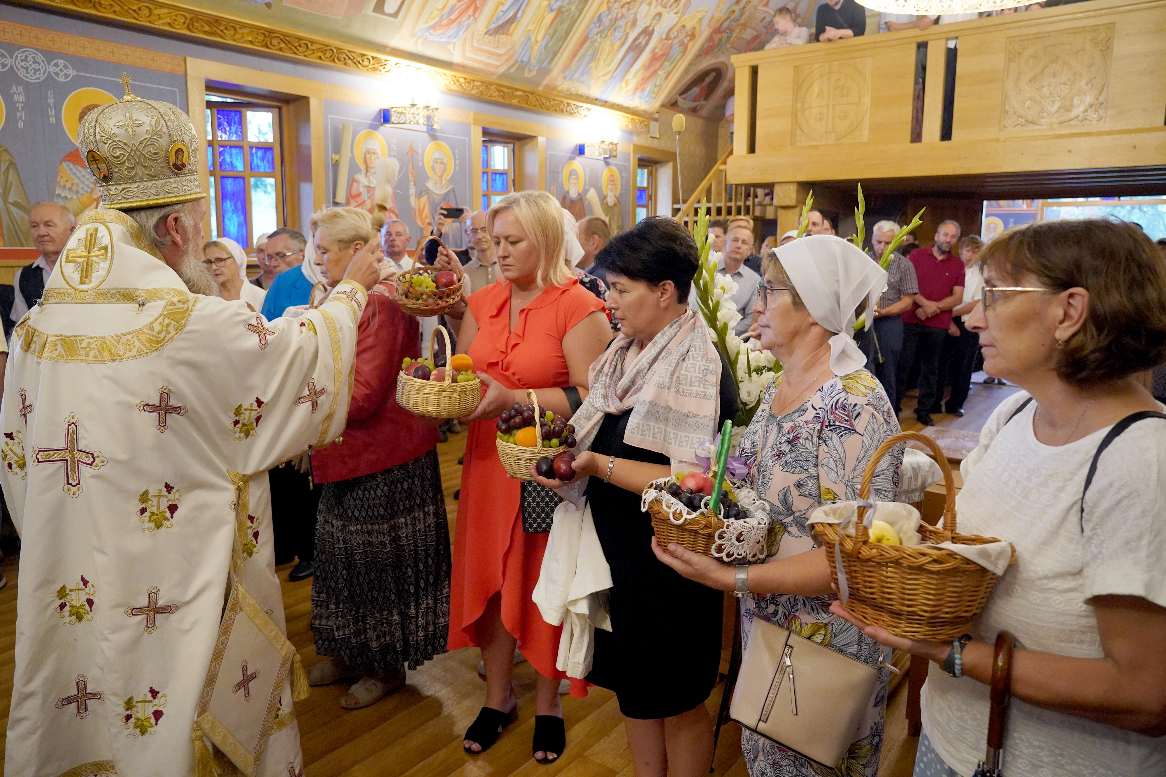 Night Divine Liturgy in Grabarka Convent 