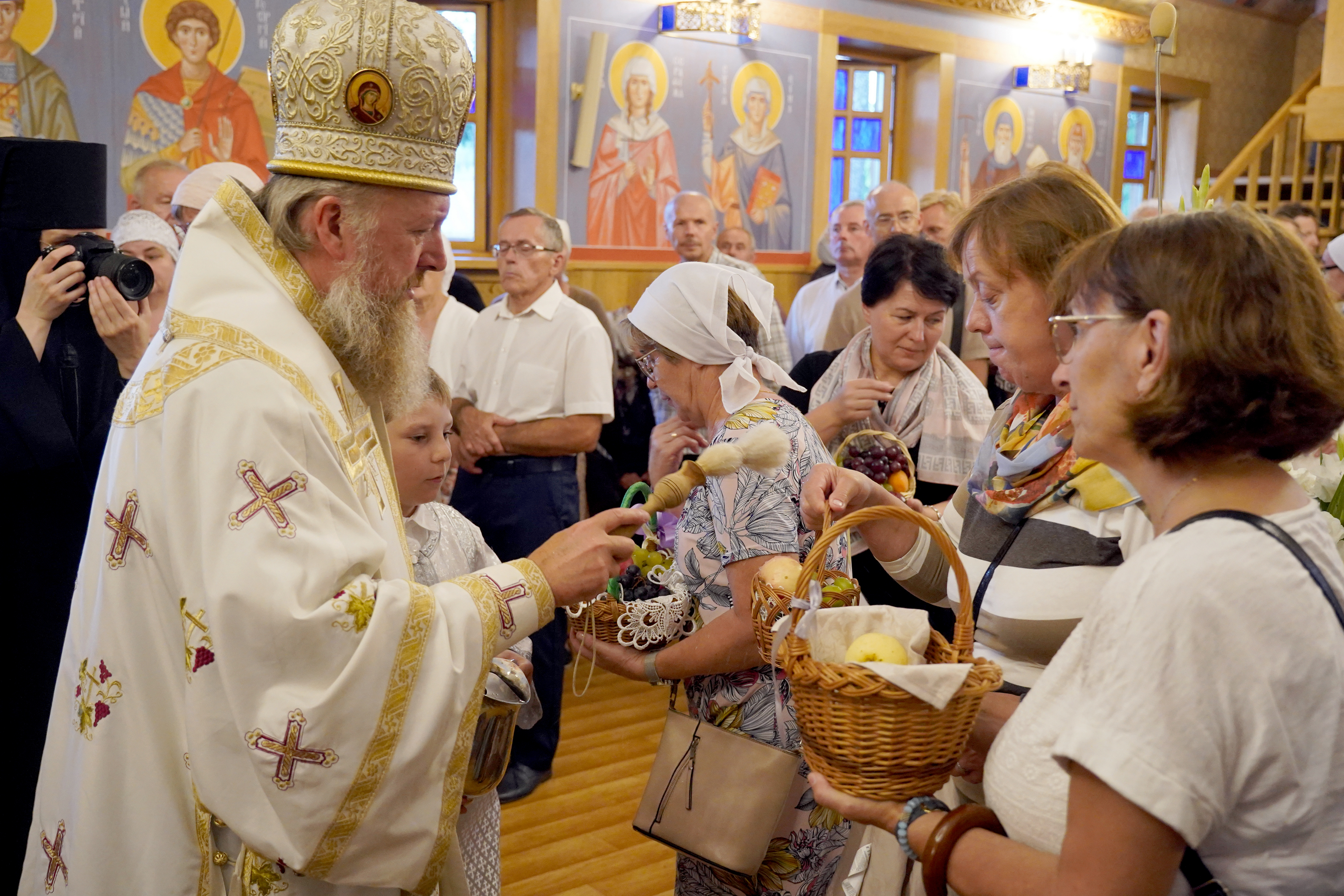 Night Divine Liturgy in Grabarka Convent 