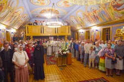 jarek 
Night Divine Liturgy in Grabarka Convent 
2024-10-11 16:13:43