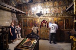 jarek11 
St. Nahum Monastery  
2024-10-19 20:40:37