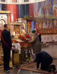 jarek11 
The Holy Cross relics in St. George Orthodox church in Białystok 
2024-10-28 19:30:23