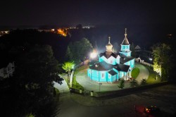palavos 
Church of The Elevation of the Lords Cross in Narew 
2024-10-30 19:20:30