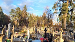 jarek 
The Orthodox cementary in Zabłudów 
2024-11-22 14:15:22