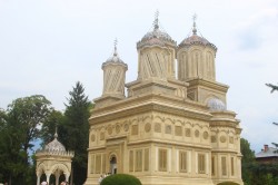 anamariaavram 
Curtea de Arges Monastery, Romania 
2024-12-12 20:51:58