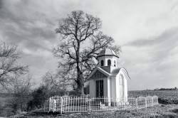 ArtemiJ 
Small Chapel, Pasarea Monastery 
18 
2024-12-16 19:44:25