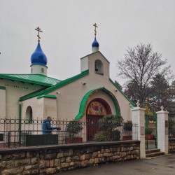 Slobodan. 
Храм Свете Тројице у Београду 
2024-12-22 21:47:57