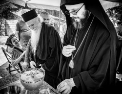 hmiodrag 
Владика Дамаскин и јеромонах Стефан 
2024-12-23 19:50:36