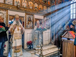 NikolaT 
Митрополит Јоаникије и владика Јован Ћулибрк 
18 
2024-12-30 14:27:40