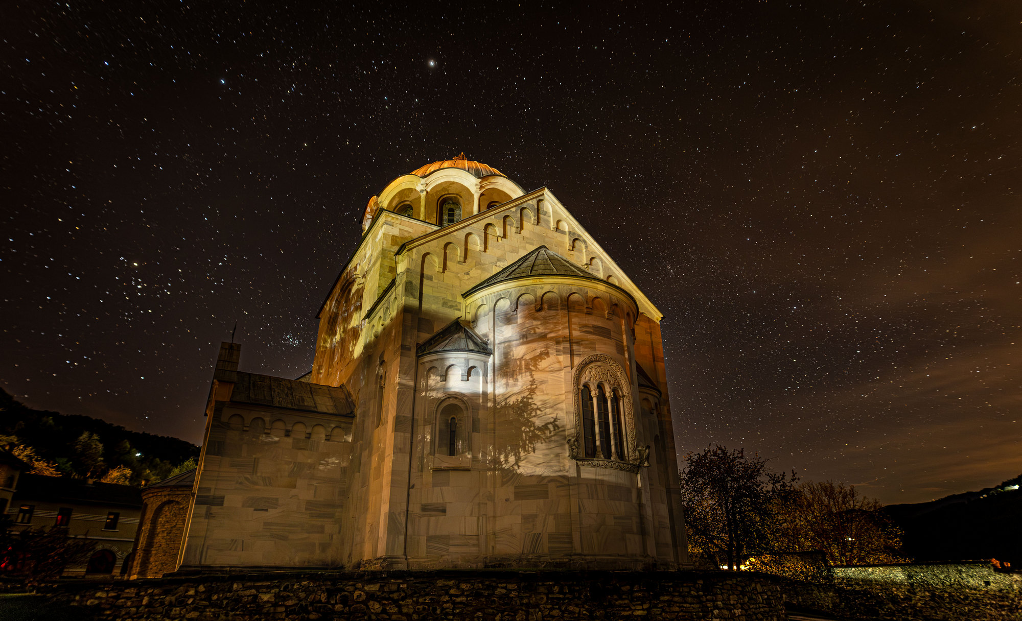 Студеница ноћу/Studenica at night