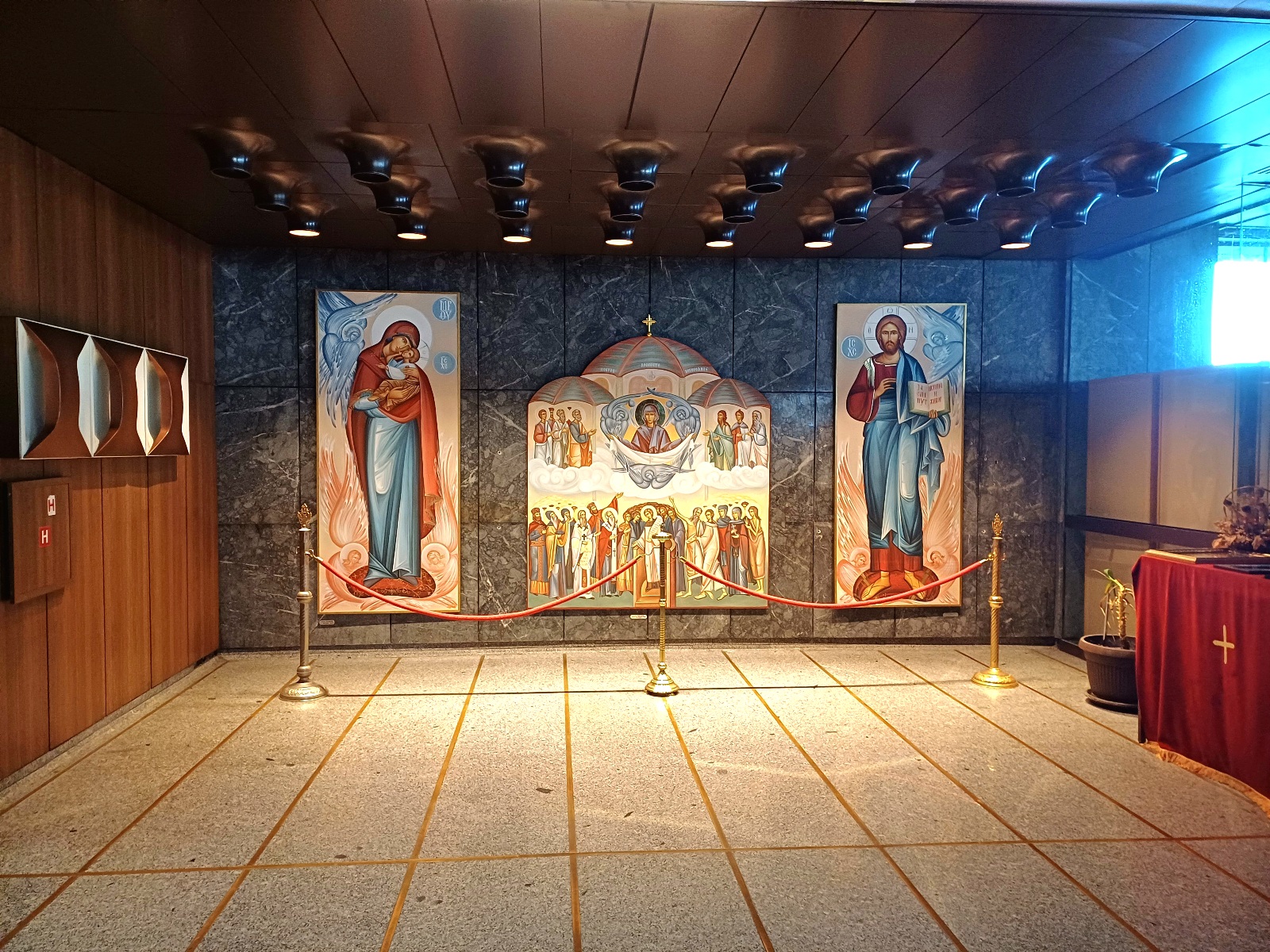 Параклис Светог Луке, Архиепископа Симферопољског