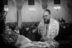 alik 
 Abp Anastasios funeral