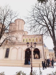 anamariaavram 
The Patriarchal Cathedral from Bucharest covered in snow 
2025-02-16 11:45:53