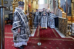 jarek 
Divine Liturgy of Presanctified Gifts in St. Mary Magdalene Orthodox Cathedral in Warsaw 
2025-04-21 18:01:00
