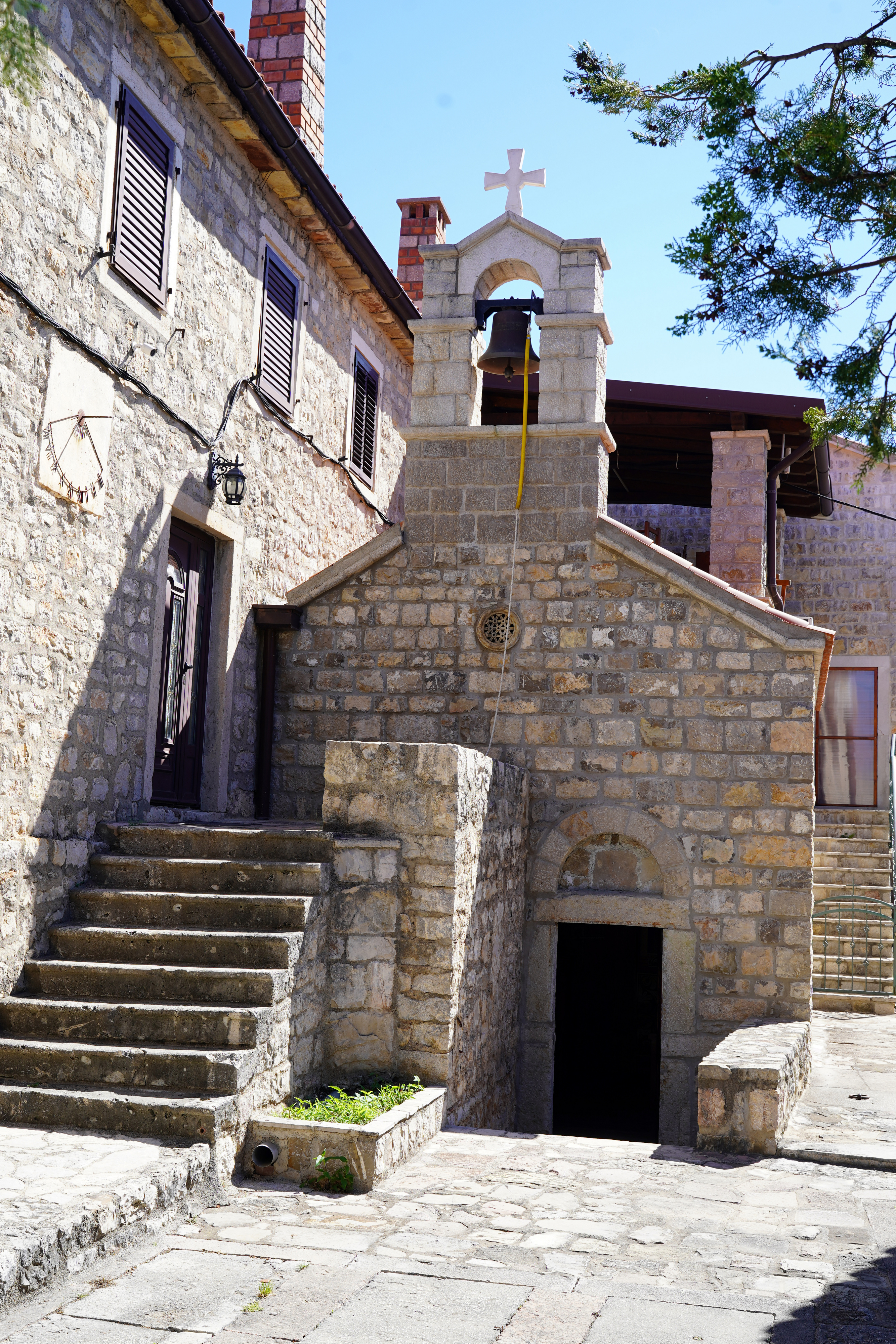 Reżevici monastery