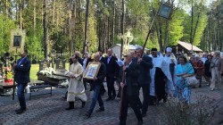 jarek 
St. Elijah Orthodox church - procession in Paschal period 
2025-06-23 19:10:58