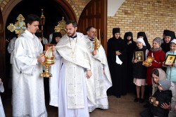 jarek1 
Zwierki Convent - procession in Paschal period 
2025-06-23 19:17:20