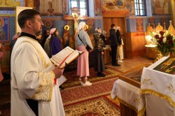 jarek 
Divine Liturgy at Transfiruration Orthodox church in Granarka Convent, May 2025 
2025-06-25 15:07:54