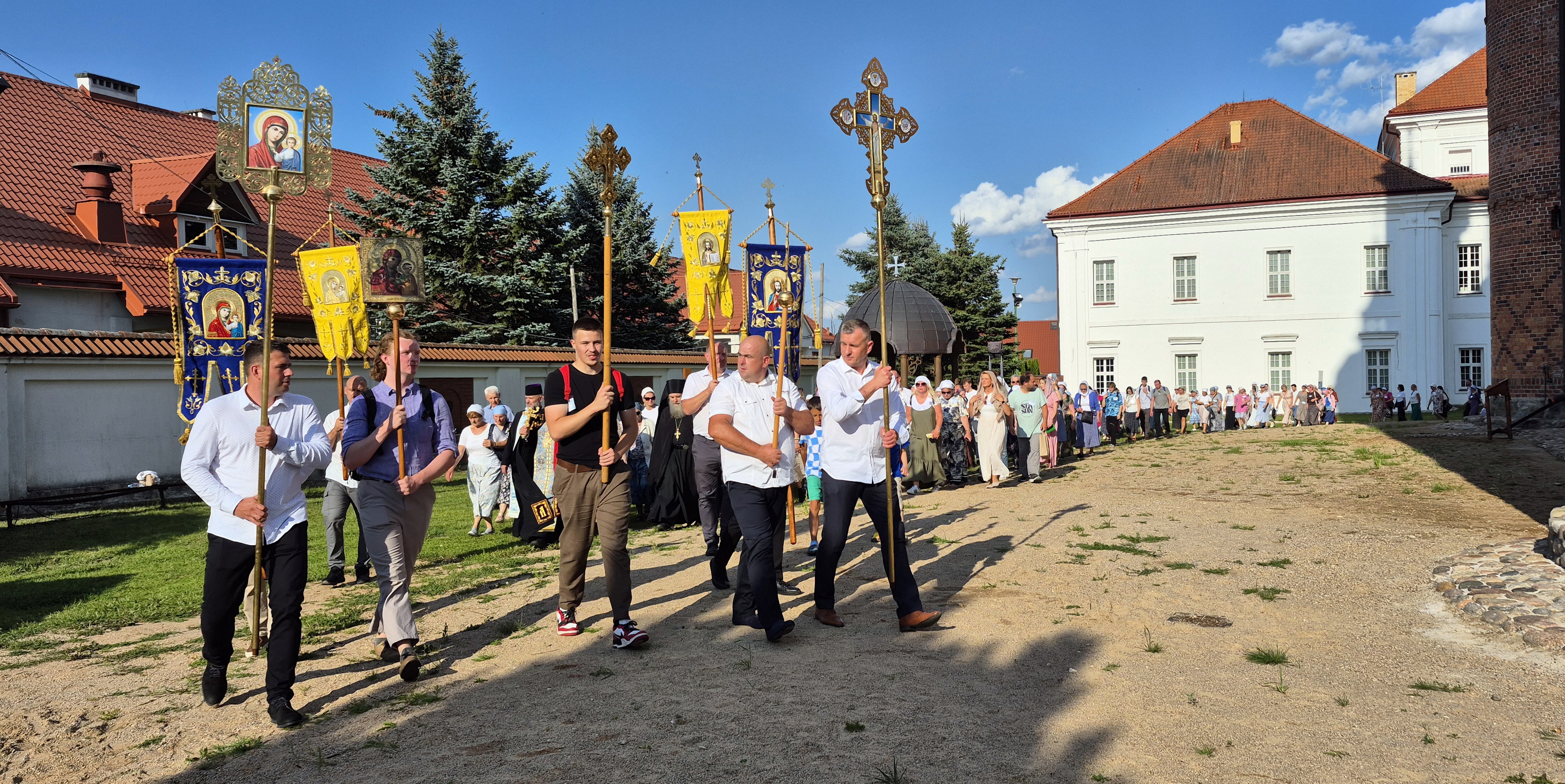The pilgrimage from Białystok to Supraśl Monastery 