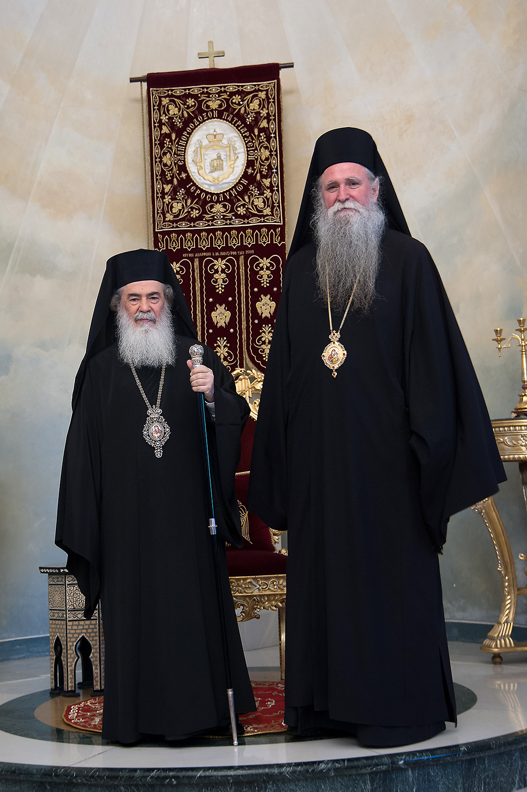ПАТРИЈАРХ ТЕОФИЛ И МИТОПОЛИТ ЈОАНИКИЈЕ