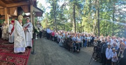 jarek 
Before Divine Liturgy of Transfiguration feast on Grabarka, 2025 
2025-09-19 20:35:22