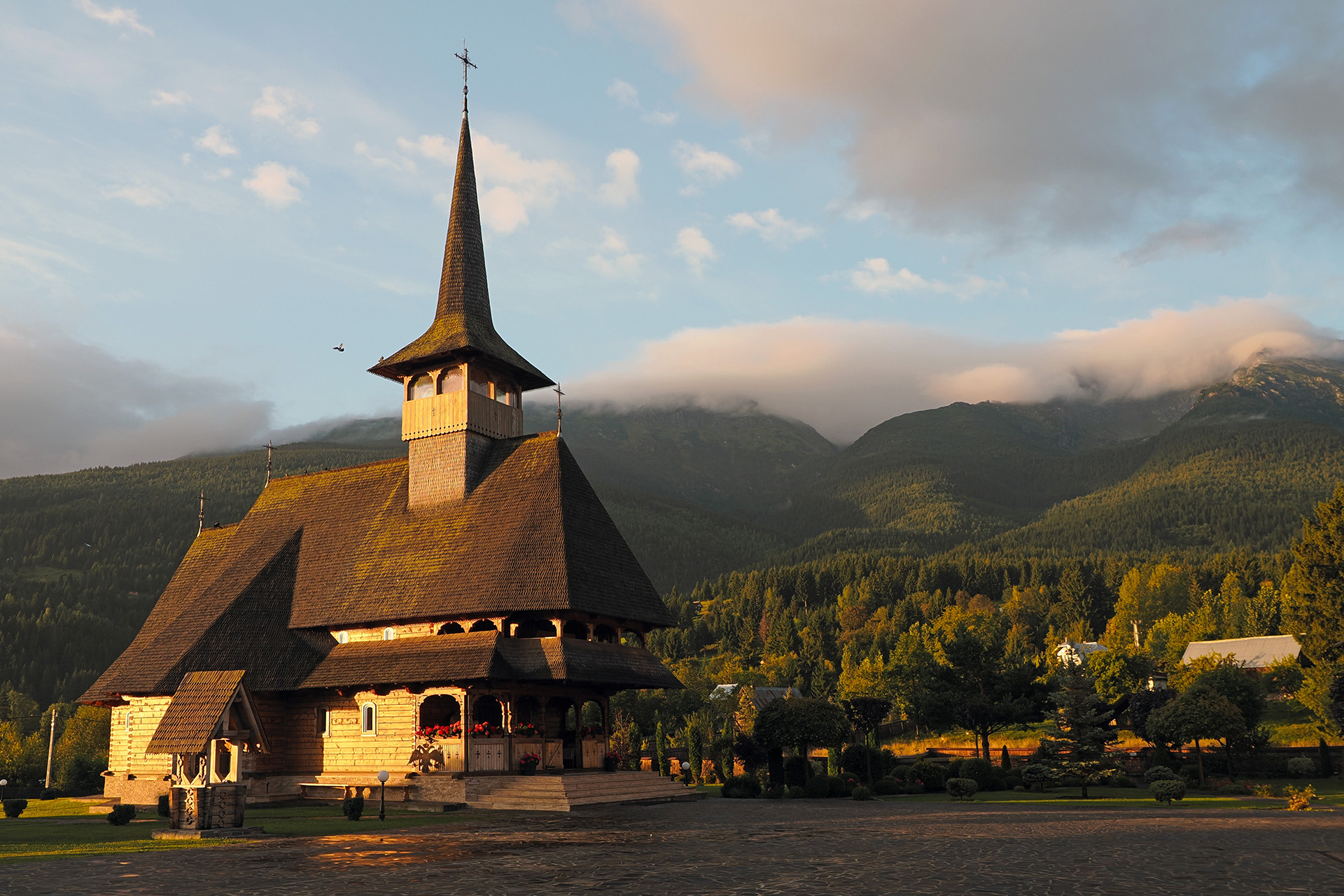 Pietroasa Monastery, Maramures County