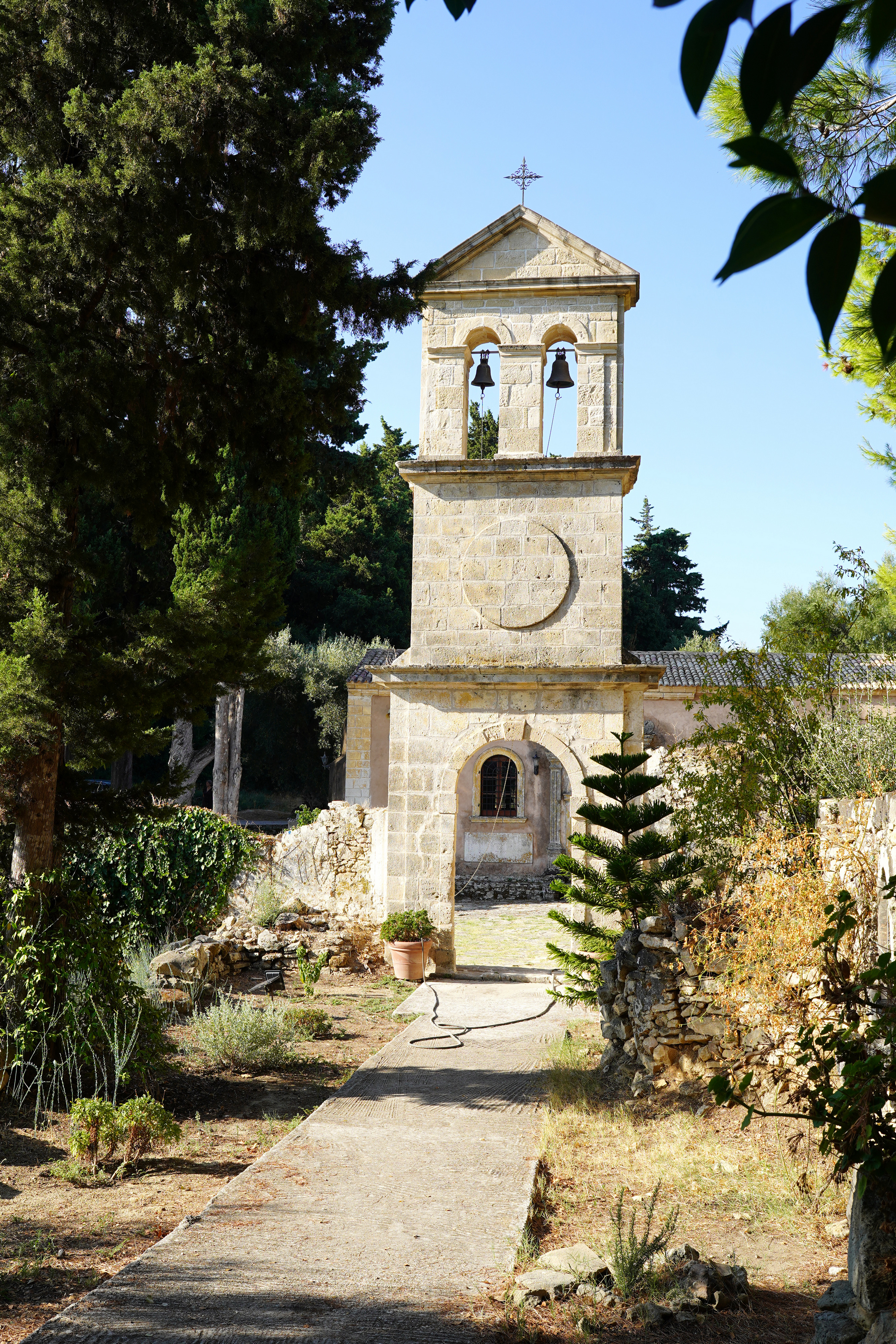 Panagia Dermatousa (former) monastery