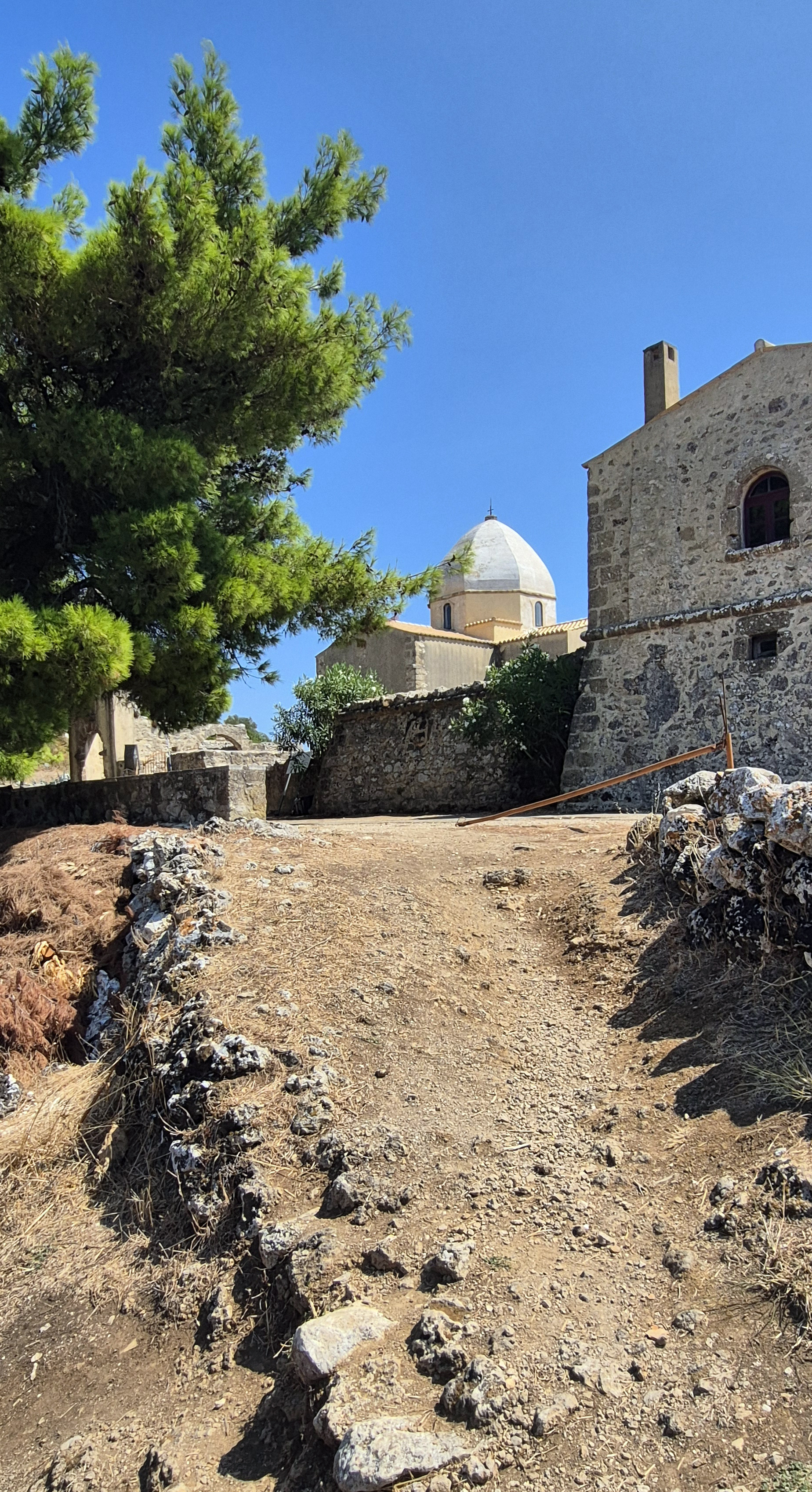 Panagia Skopiotissa (former) monastery