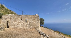 jarek1 
Ruins of St. Nicholas Megalomatis church in Zakynthos 
2025-10-02 21:06:29