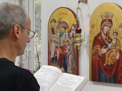 AleksaSrbin 
На литургији 
2025-10-05 17:55:08