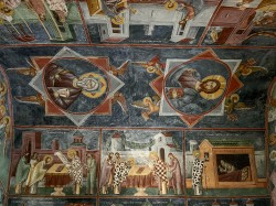 Lazo 
Monastery Morača 
2025-11-04 21:45:58