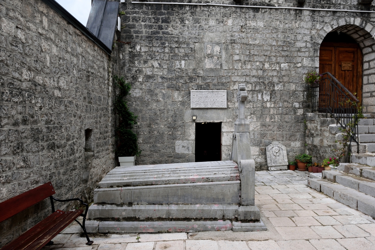 Grob i cetinjski manastir, 2024