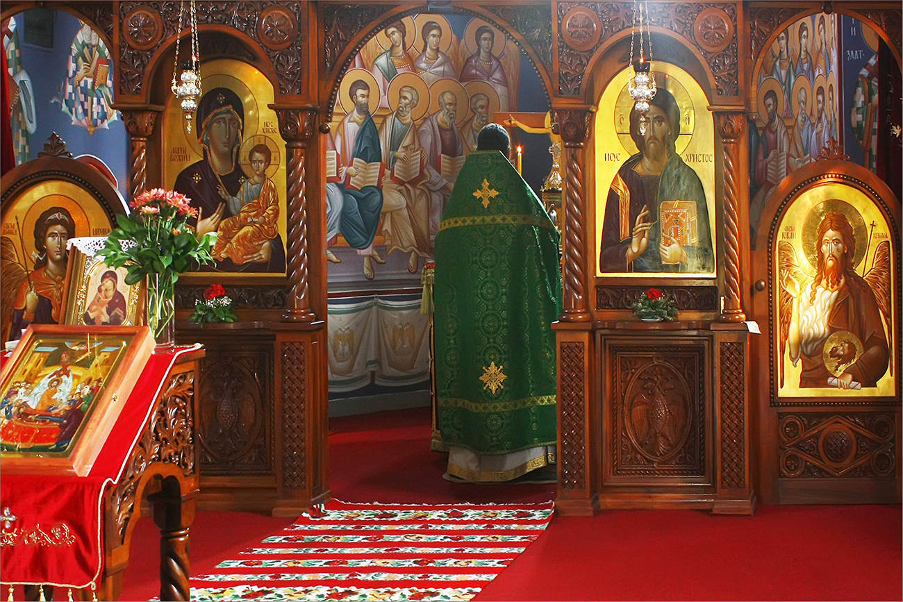 The Liturgy at the Church of Dormition in Razana