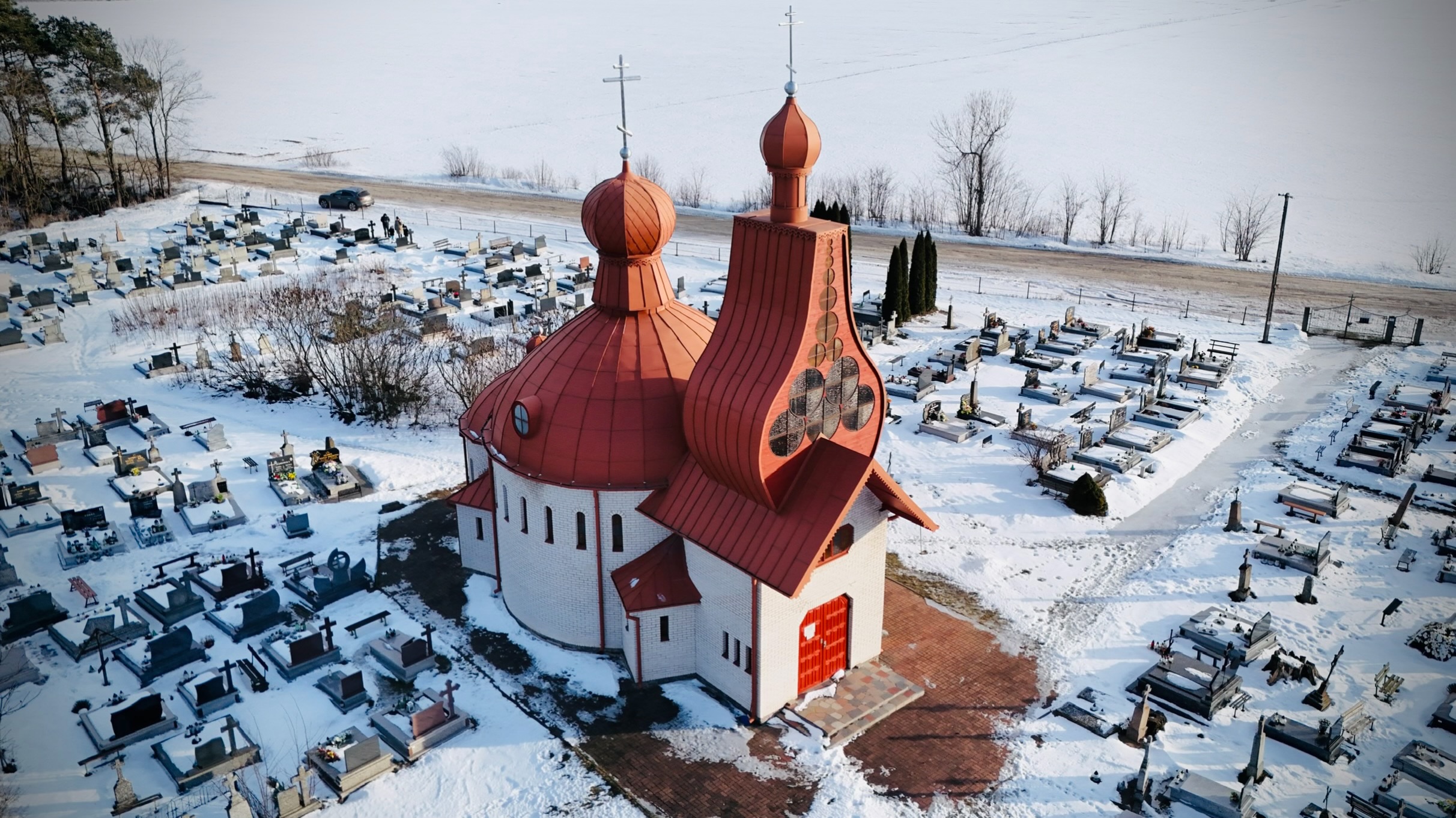 Cerkiew Świętej Paraskiewy na cmentarzu w Rajsku 