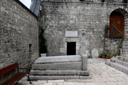 Sheep1389 
Grob i cetinjski manastir, 2024 
3 
2026-02-02 13:55:56