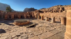 jarek 
Christian basilica in Petra, 6th century 
2026-02-16 19:21:58