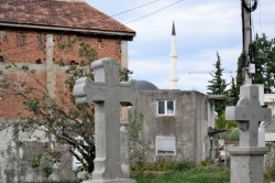 Sheep1389 
Prawosławne groby i meczet - Bar, 2024 
2026-02-26 13:12:31