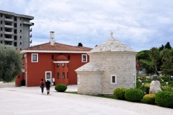 Sheep1389 
Kaplica przed katedrą w Barze, 2024 
2026-02-27 15:15:02